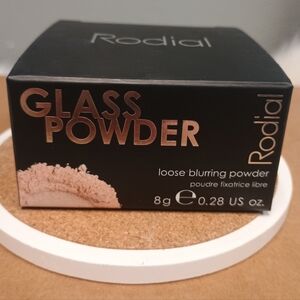 Rodial- Glass power- Loose Blurring Powder BNIB